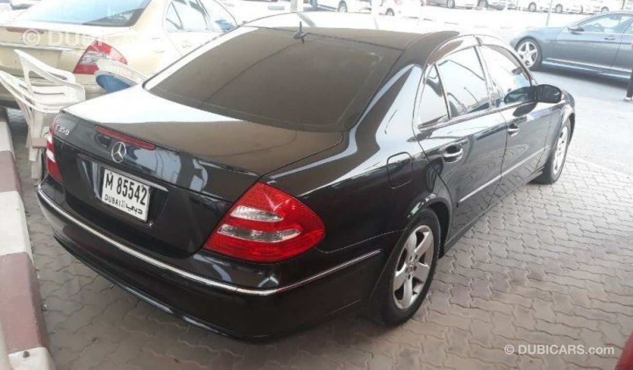 Mercedes-Benz E 350 2006 Full options japan specs clean car