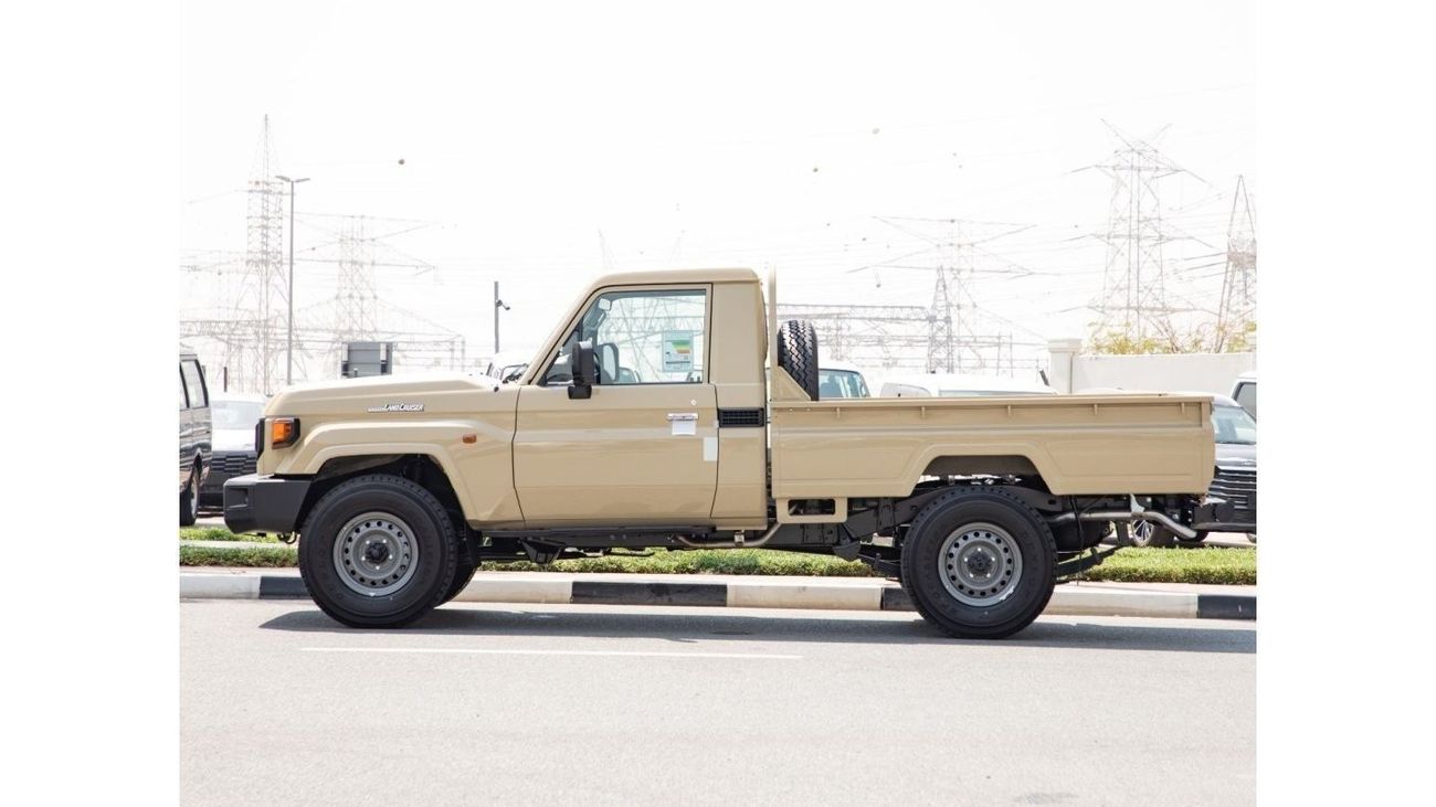 Toyota Land Cruiser Pick Up LC79 STD 4.0L Petrol/4WD/Single Cabin. Export only