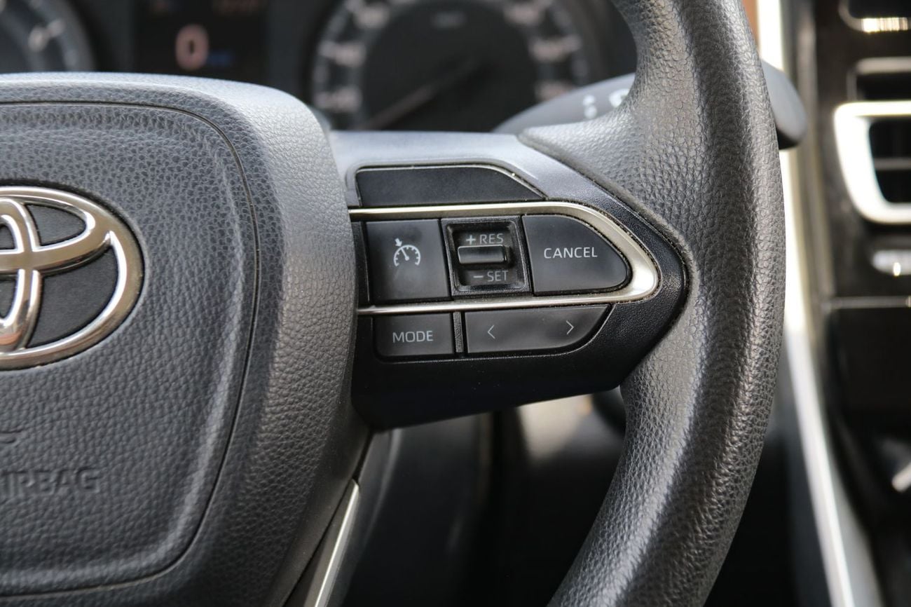 Toyota Innova GL 2023 Toyota Innova – Used | 2.0L Petrol | Automatic | 8 Seater