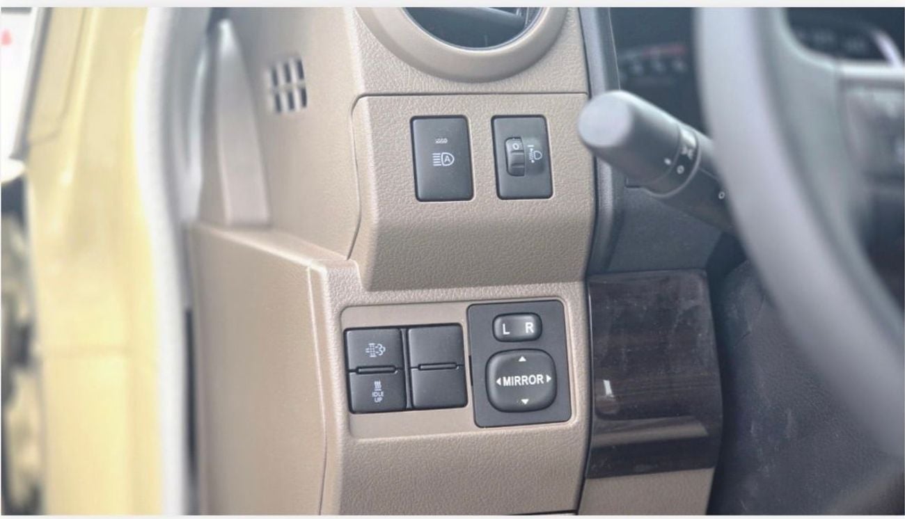 Toyota Land Cruiser 70