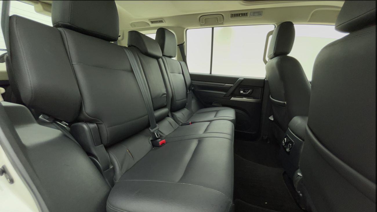 ميتسوبيشي باجيرو GLS HIGHLINE 3 | بدون دفعة مقدمة | اختبار القيادة في المنزل