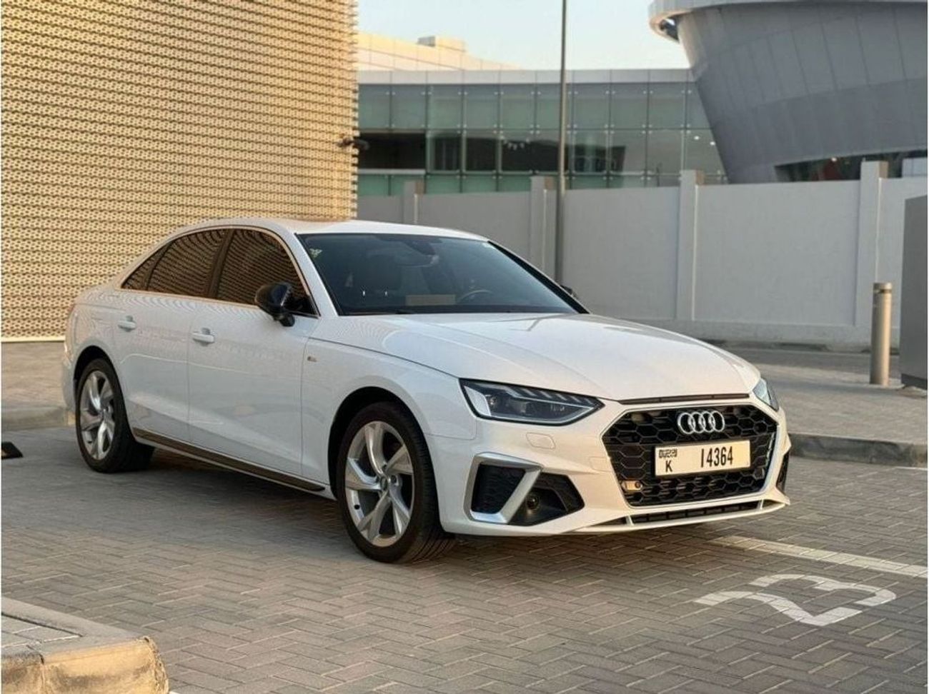 أودي A4 Audi S4 V4 2021