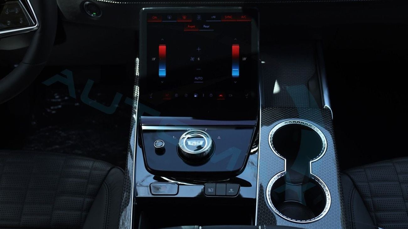 كاديلاك إسكالاد V 6.2L Supercharged V8 2026 0Km With 3 Years Or 100,000Km Warranty @Official Dealer