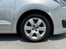 Peugeot 5008 Premium ACCIDENTS FREE - GCC - ORIGINAL PAINT - 1600 CC - PERFECT CONDITION INSIDE OUT