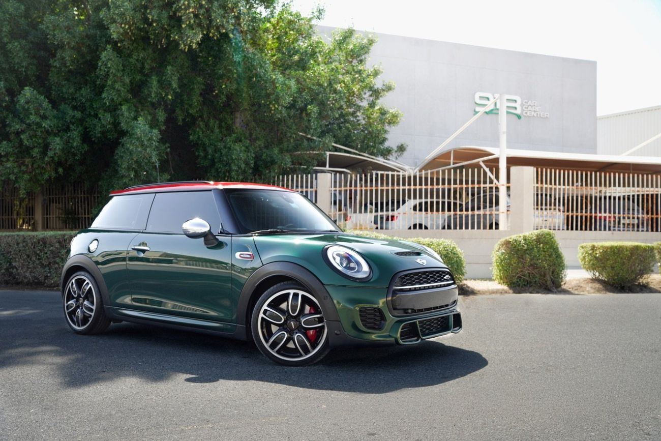 Mini Cooper John Cooper Works 2.0L (231 HP)