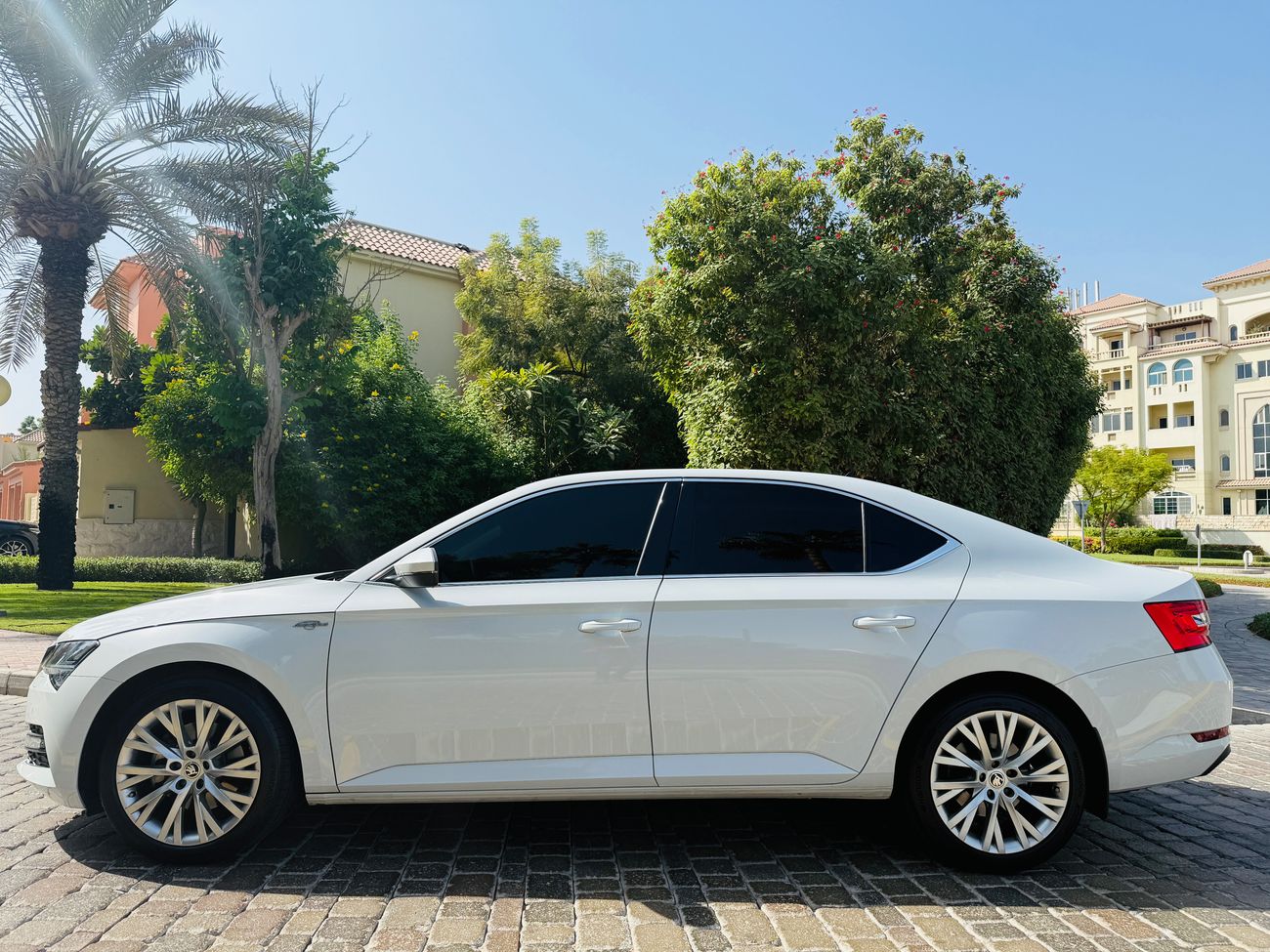 سكودا سوبيرب Ambition 1.4L