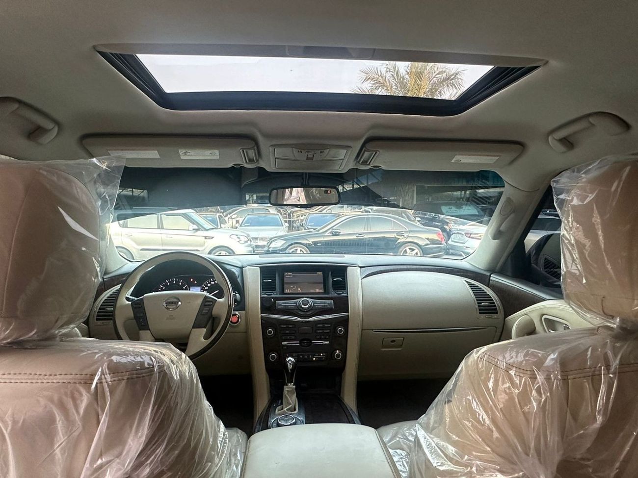 نيسان باترول LE T1