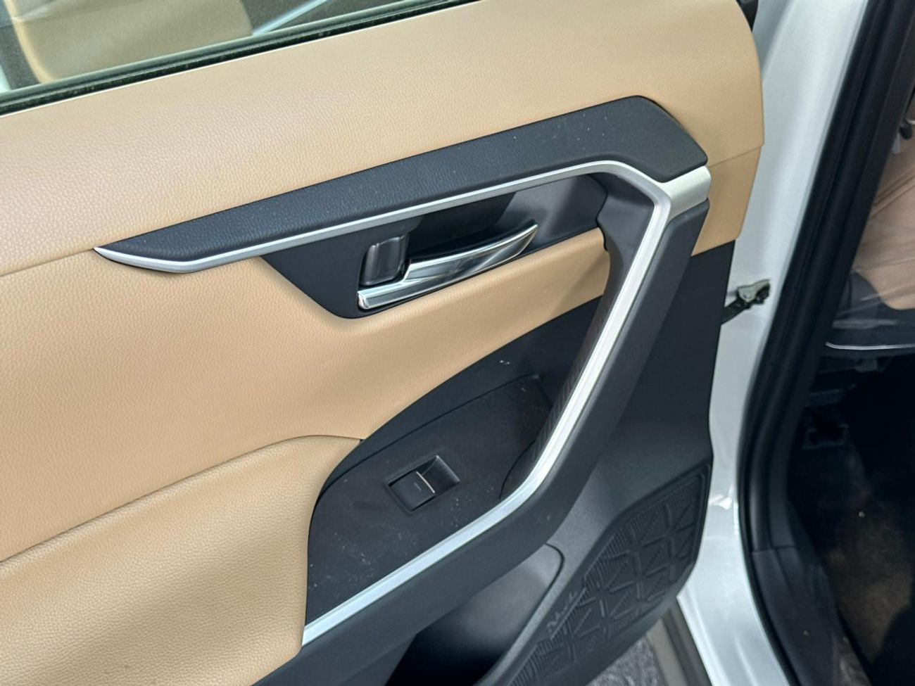 تويوتا راف ٤ 2.5L EXR Hybrid