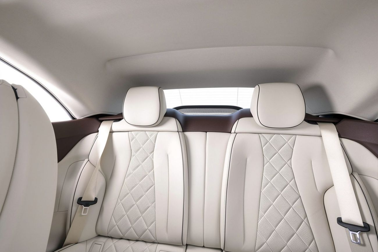 Mercedes-Benz E300 Coupe AED 3325 Monthly/ 0% Downpayment / E300 Coupe / Excellent 1 Year Warranty