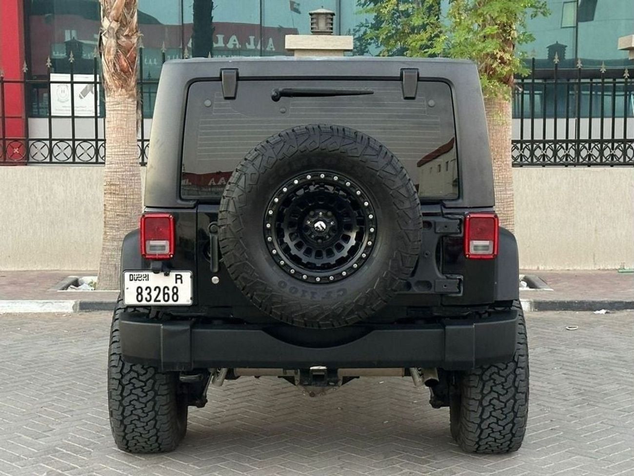 Jeep Wrangler Sport Mohawk 3.6L A/T