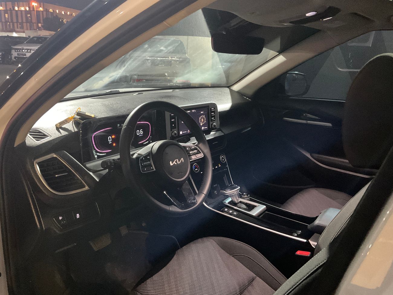 Kia Seltos LX DLX | Guaranteed Warranty | 0 Down Payment