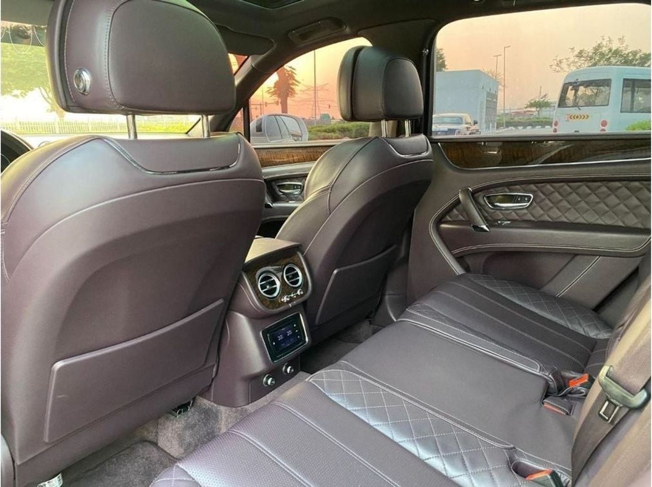 Bentley Bentayga Std GCC SPEC NEAT AND CLEAN