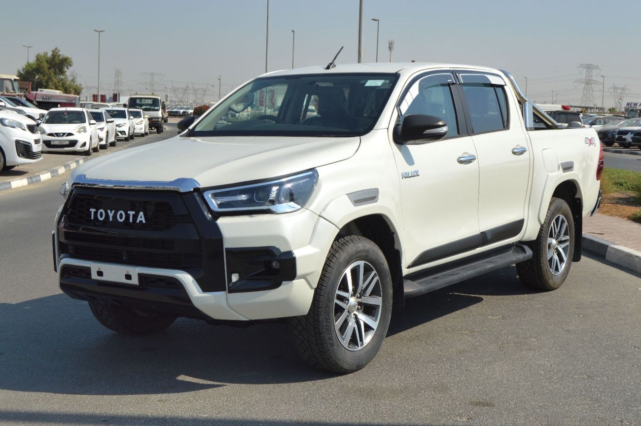 Toyota Hilux Double cabin 2.8L, perfect inside and outside