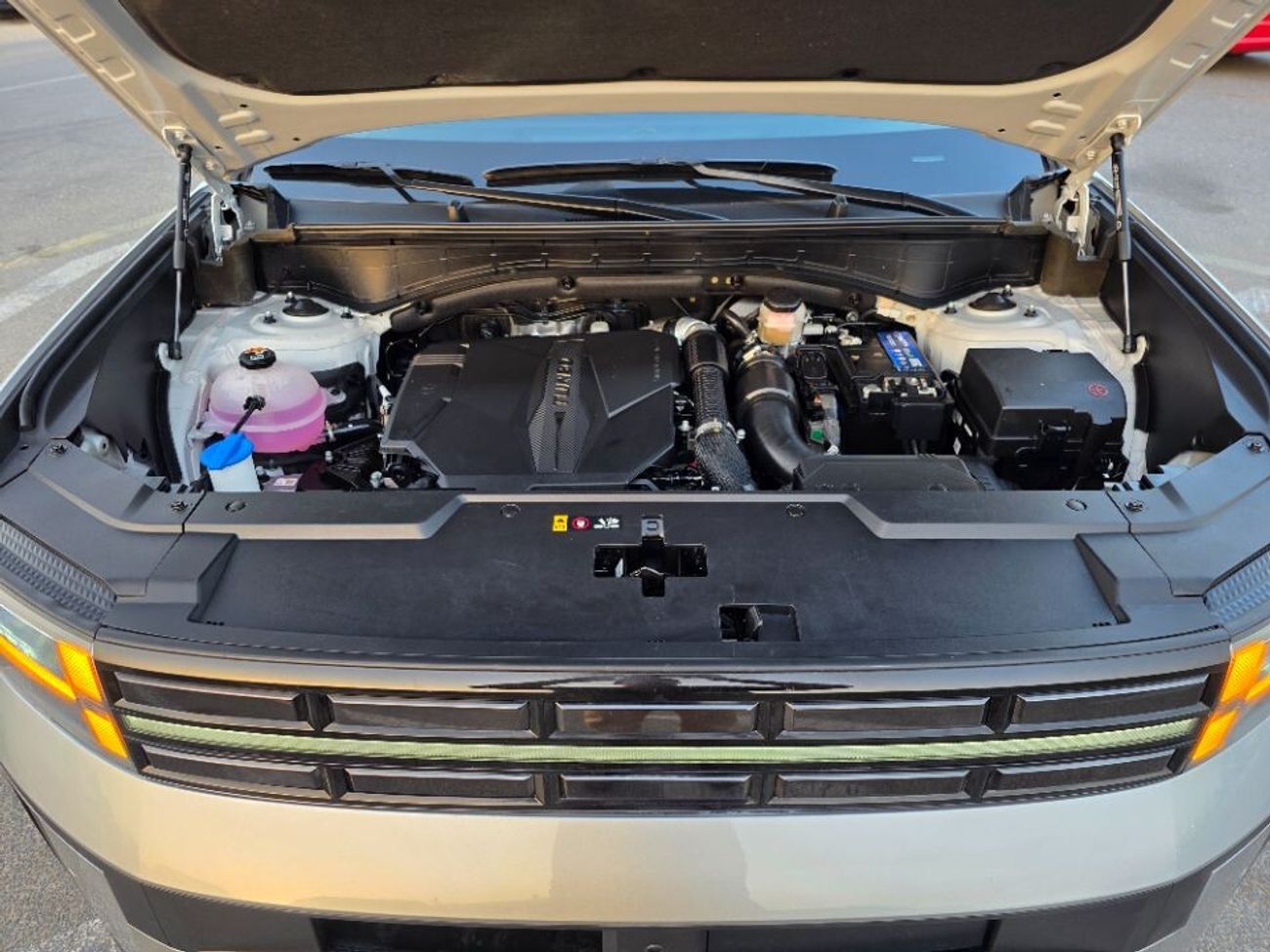 هيونداي سانتا في 2024 Model XRT full option 4x4, sunroof and 7 seater