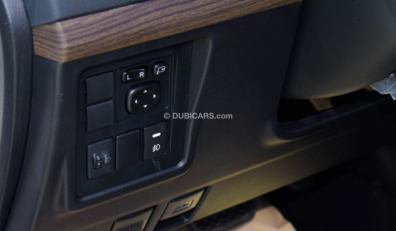 تويوتا برادو VX 4.0 L V6