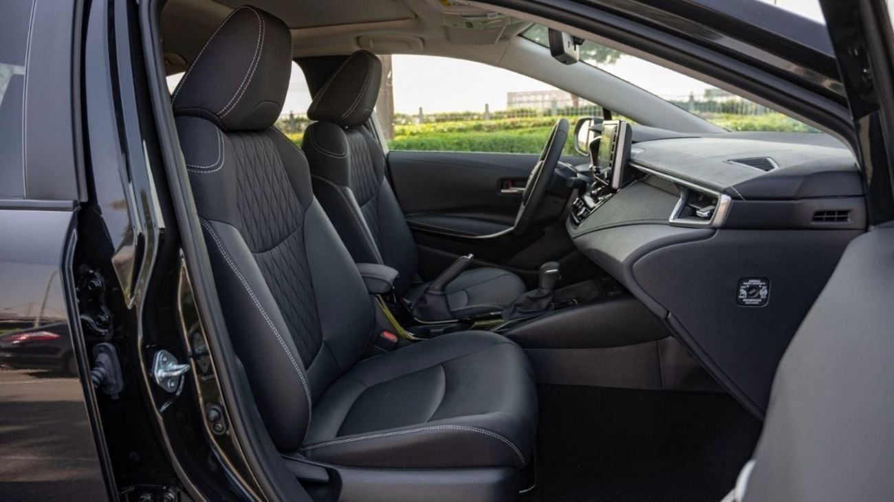 تويوتا كورولا 1.8L PETROL, FULL OPTION, PUSH START, SUNROOF 2026