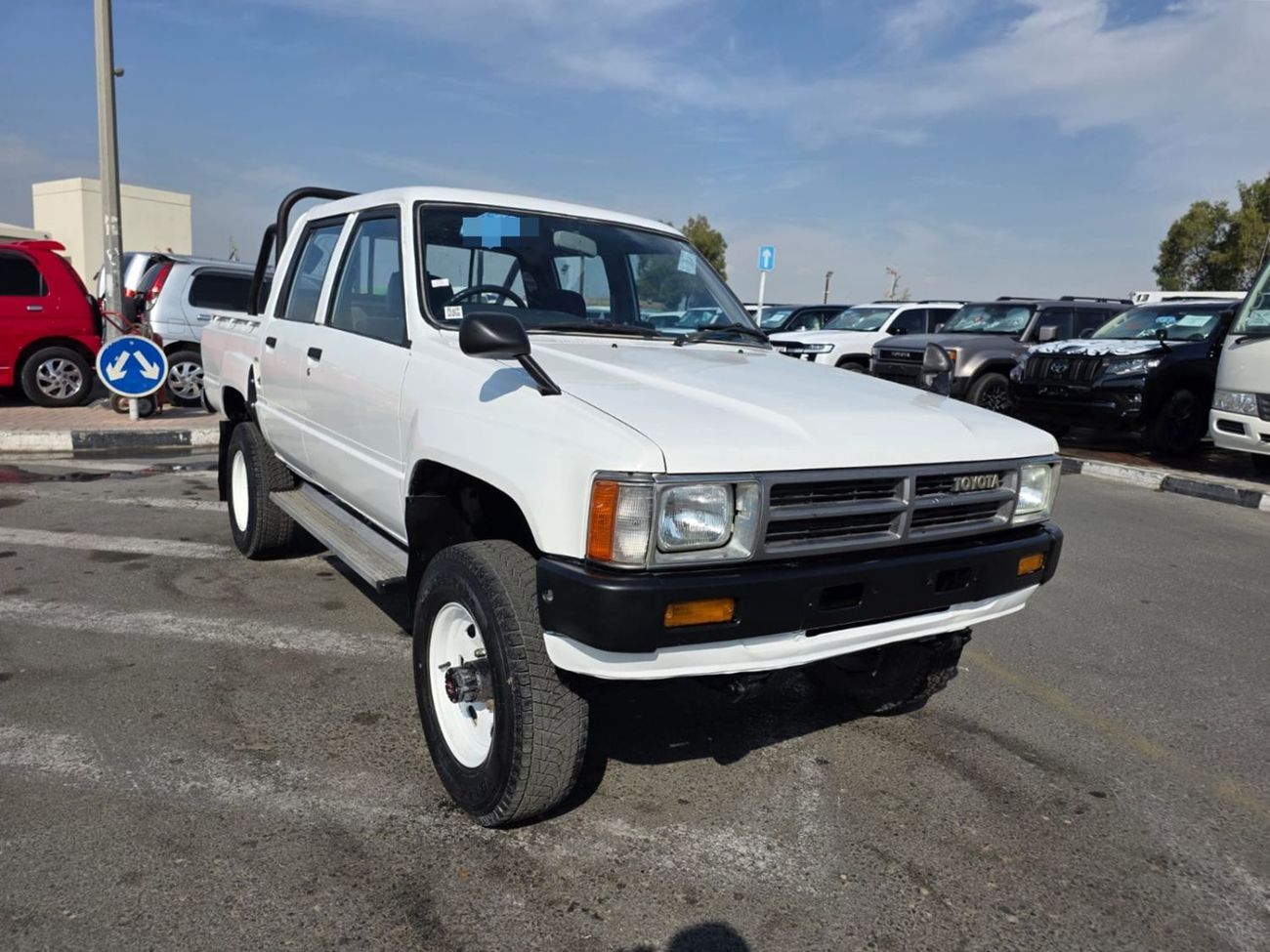 Toyota Hilux TOYOTA HILUX PICKUP RHD 1988 MODEL 2.4 L DIESEL MANUAL(PM76064)