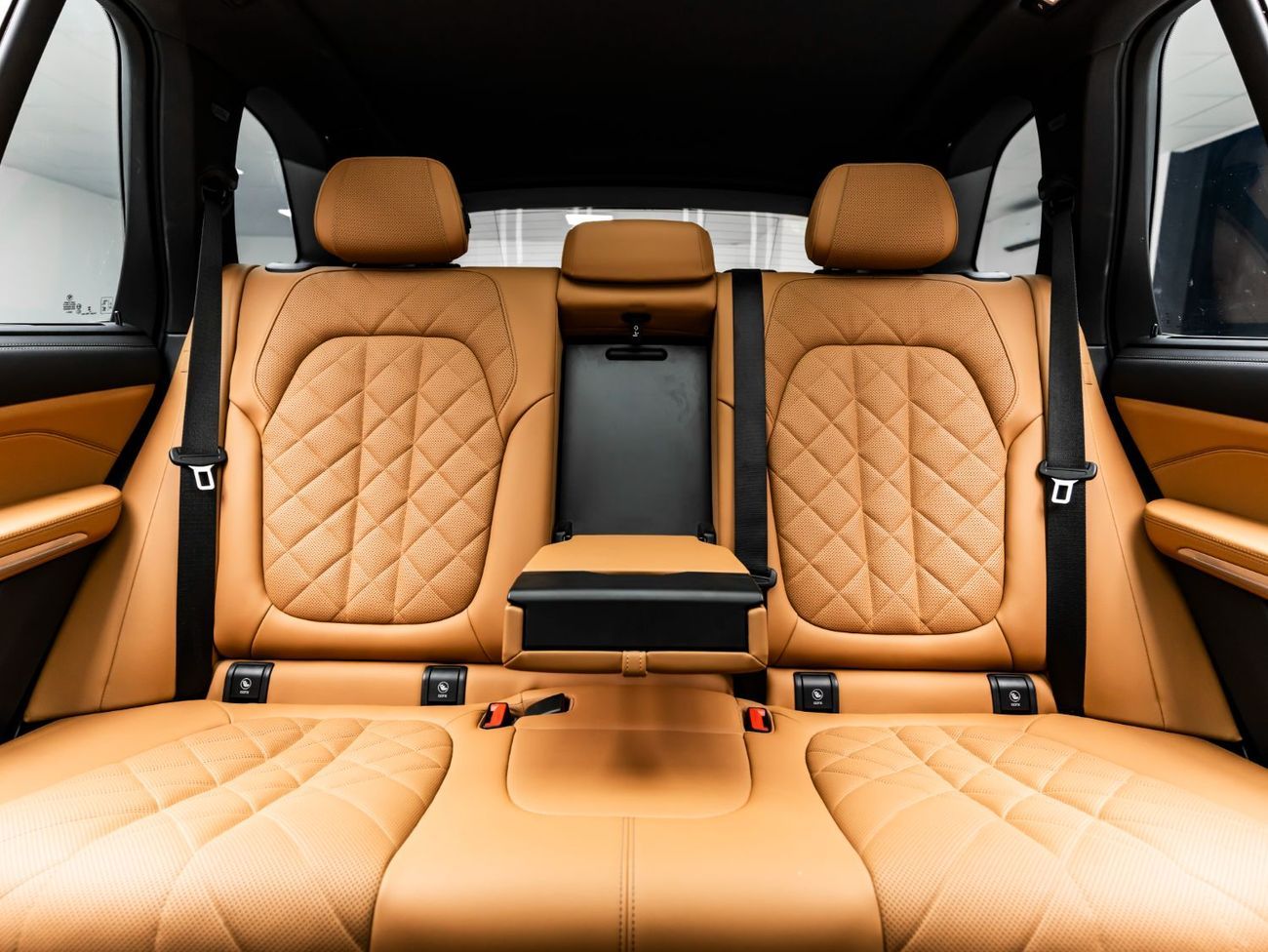 BMW X5 40i xDrive 3.0L 2024 BMW X5 xDrive40i, BMW Warranty + Service Contract, Low KMs, GCC