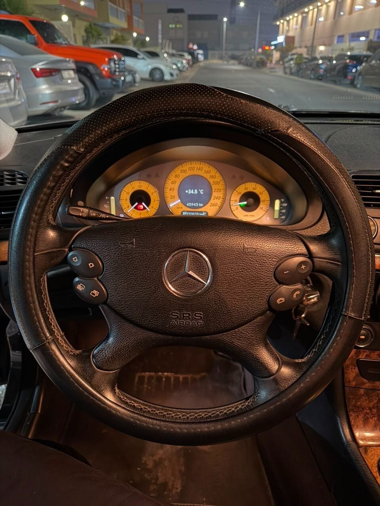 مرسيدس بنز E 280 STANDARD