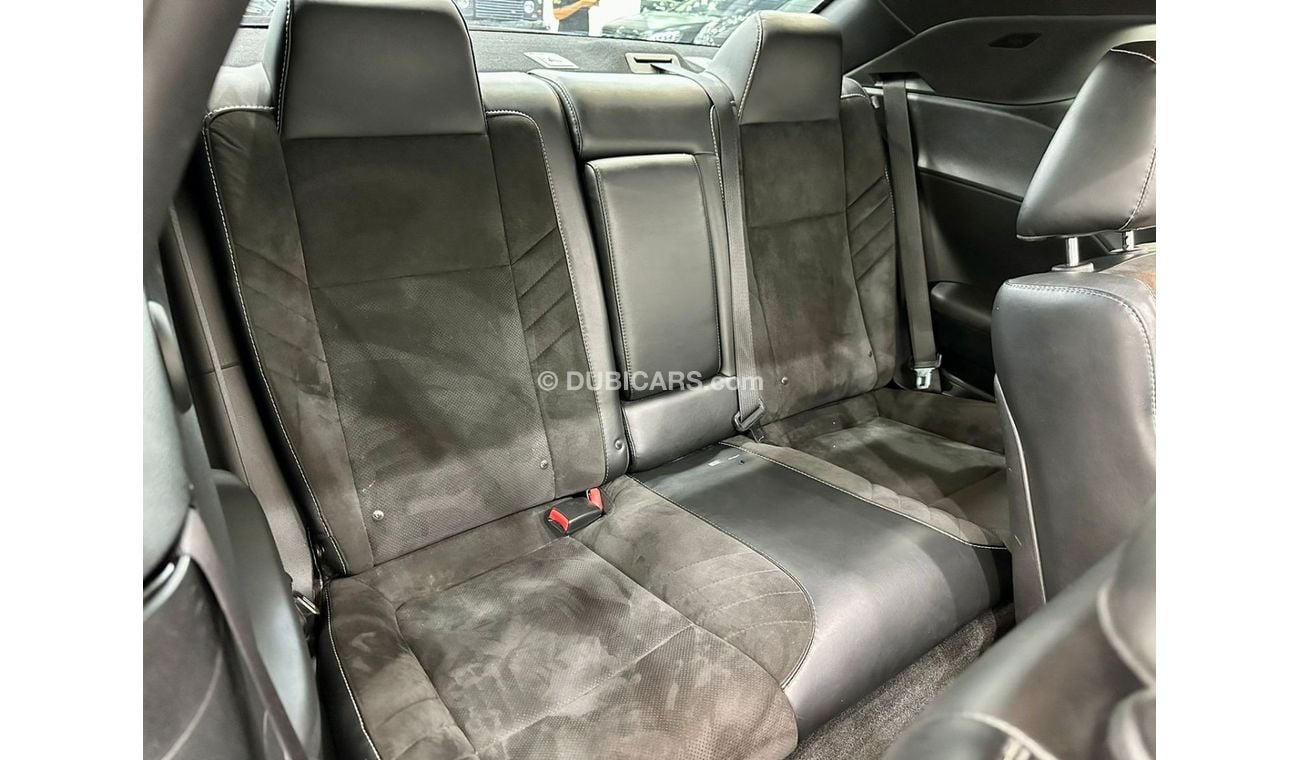 Dodge Challenger SRT 392 2015 Dodge Challenger SRT, Full Options, Excellent condition, GCC