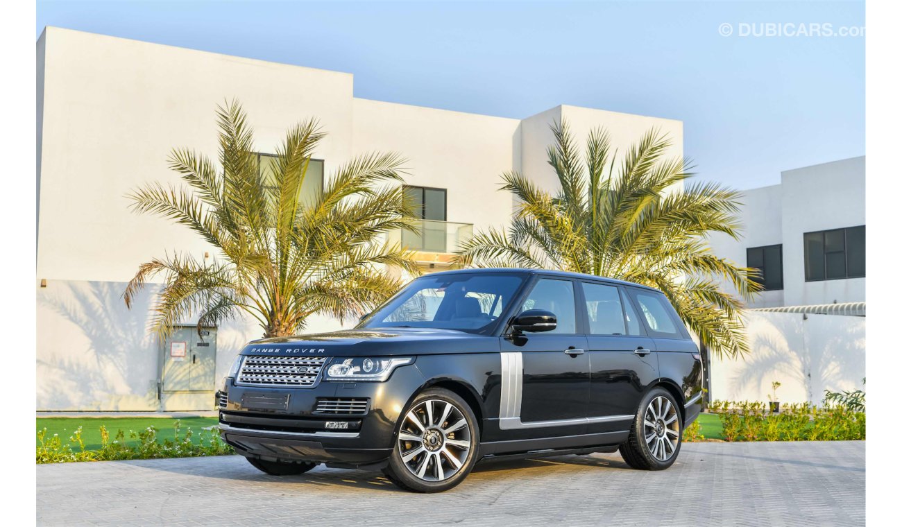 Land Rover Range Rover Vogue HSE Full Agency History Under Warranty till 2020 - AED 4,485 PM - 0% DP