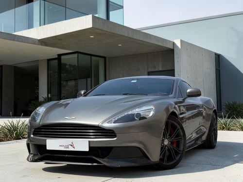 Aston Martin Vanquish Carbon Black 6.0L Coupe CARBON OPTIONS  PPF | ASTON MARTIN VANQUISH | V12 | 2014 | GCC SPECS