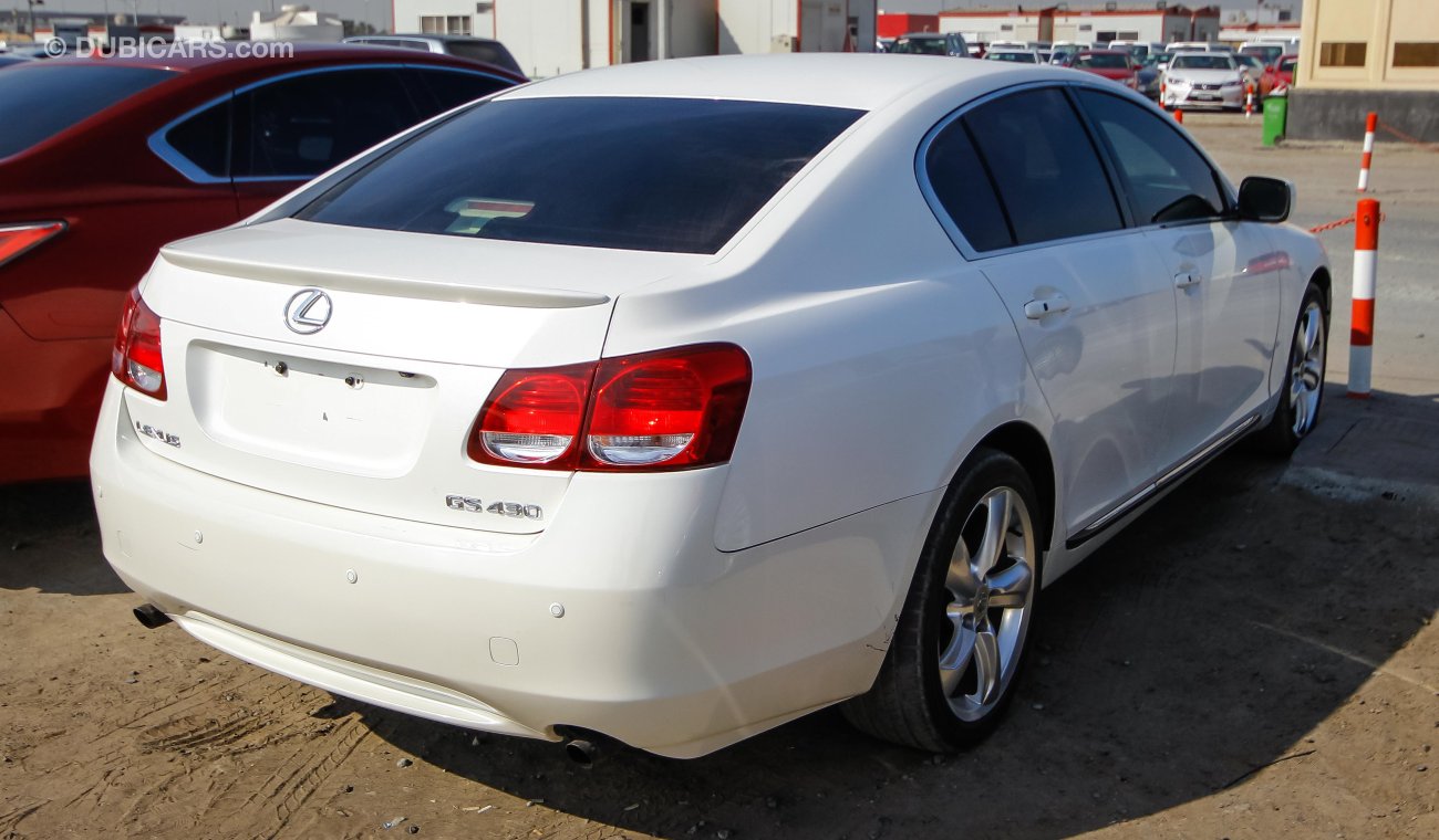 Lexus GS 300 with GS 430 badge