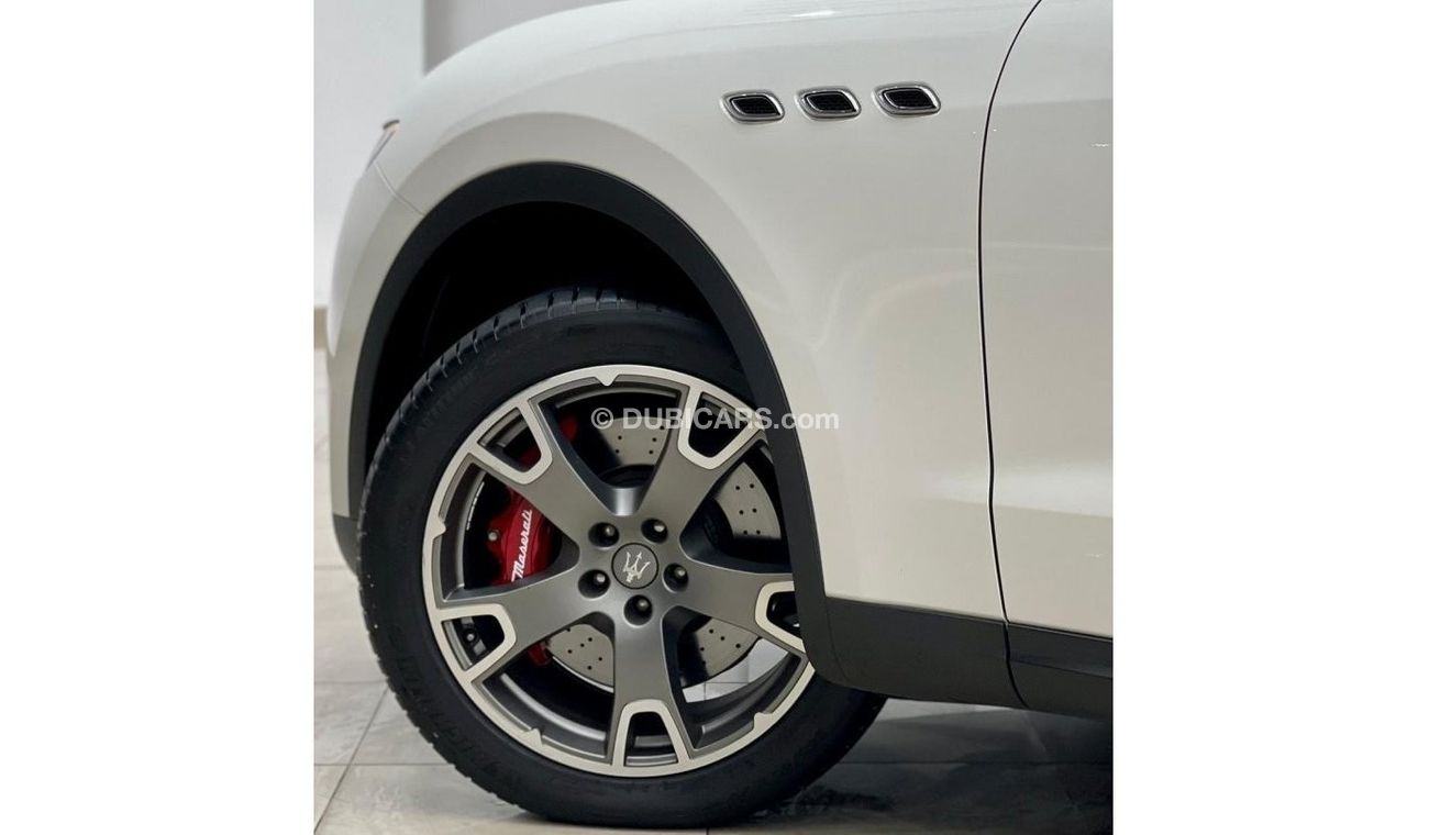 Maserati Levante S S S 2019 Maserati Levante SQ4, Maserati Full Service History, Warranty, Service Contract GCC.