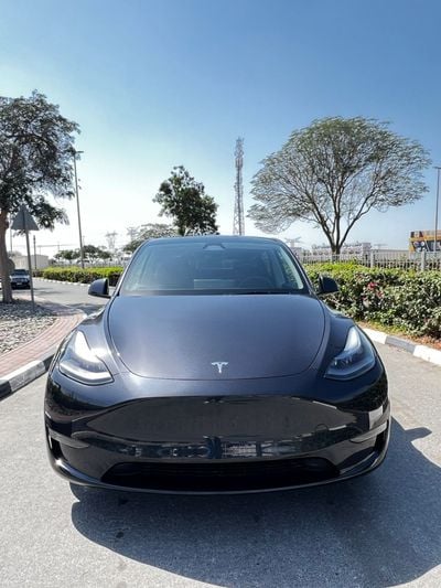 Tesla Model Y Long Range (AWD)