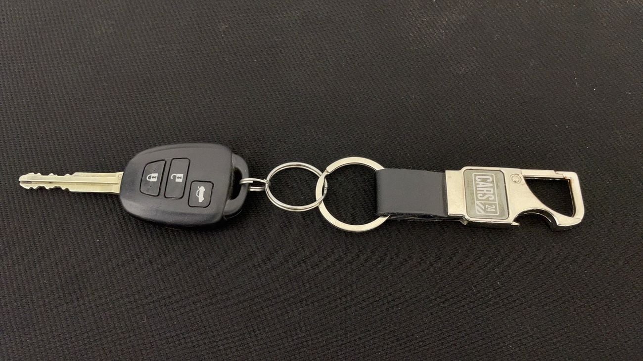 تويوتا يارس SE 1.5 | بدون دفعة مقدمة | اختبار القيادة في المنزل