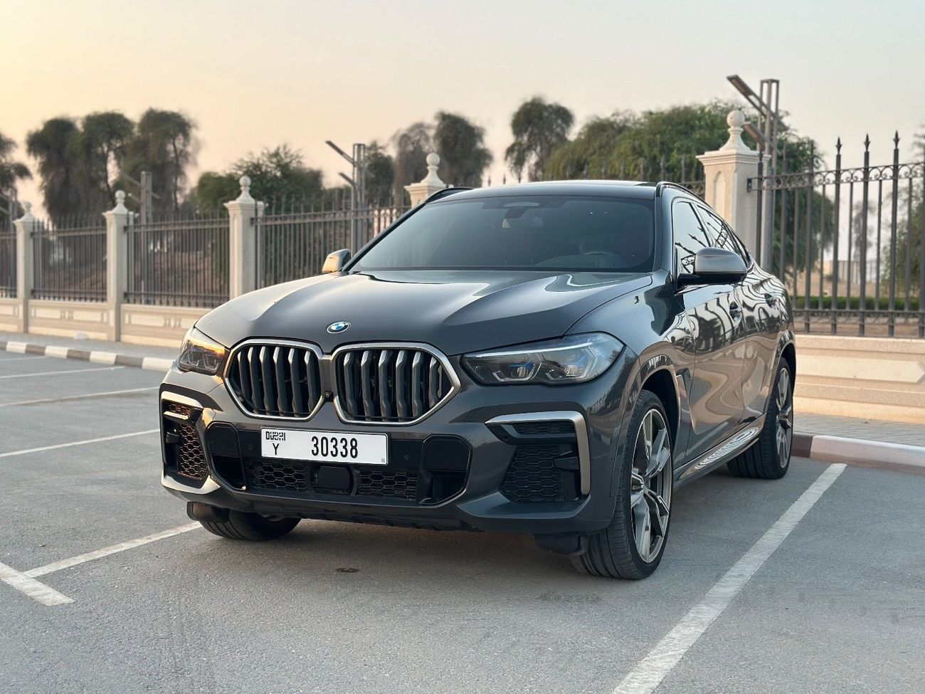 BMW X6 M50i 4.4L V8 | 2021 | GCC Specs | Warranty And Service AGMC | Full Option | Perfect Condition