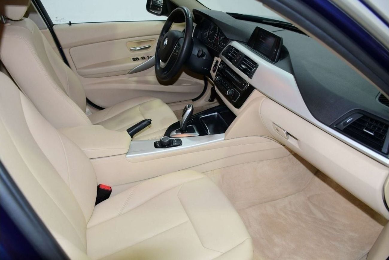 BMW 318i Executive AED 1,210/PM || 1 YEAR WARRANTY