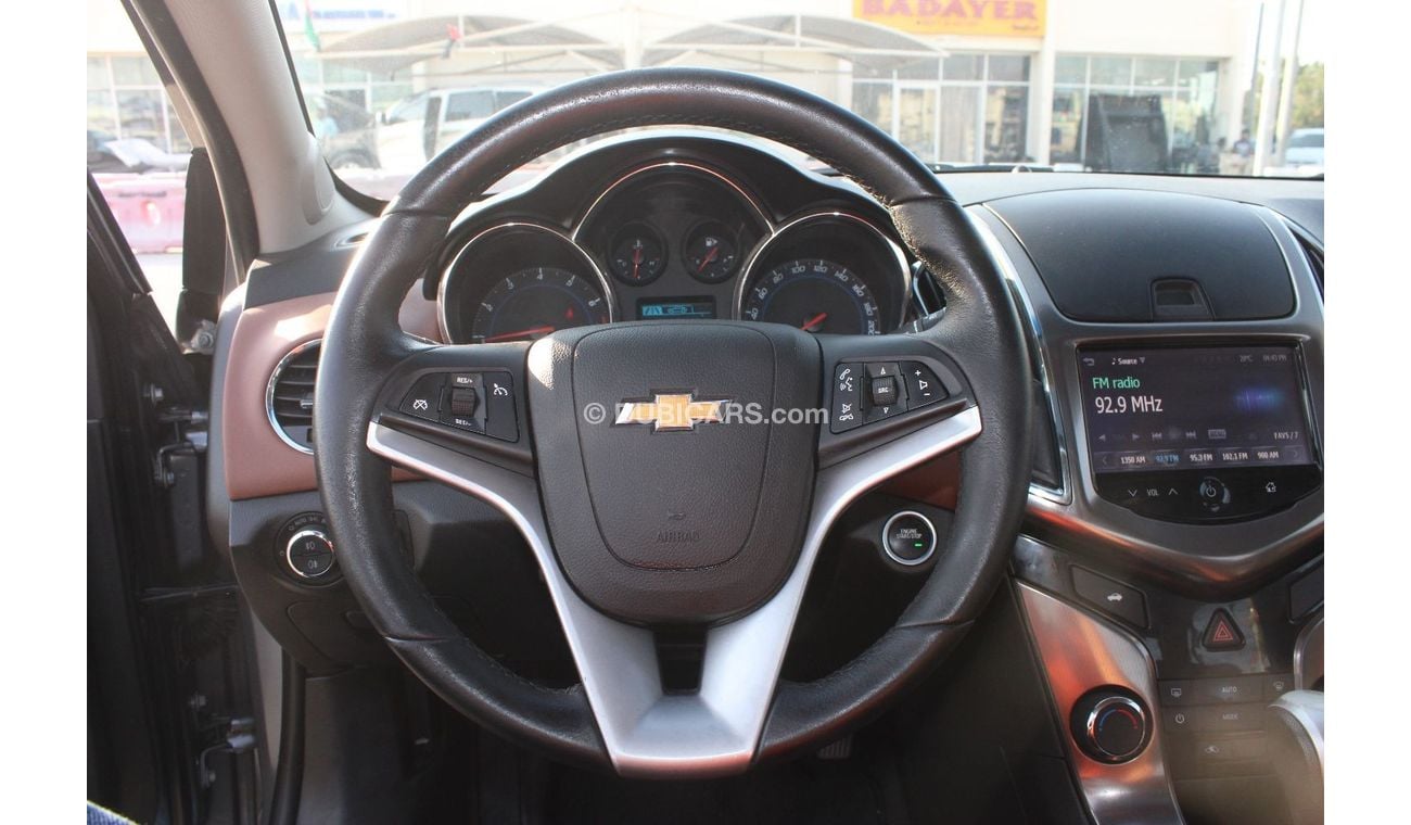 شيفروليه كروز LT شيفروليه كروز 2016 خليجي بحالة ممتازة فل أوبشن بلدون حوادث