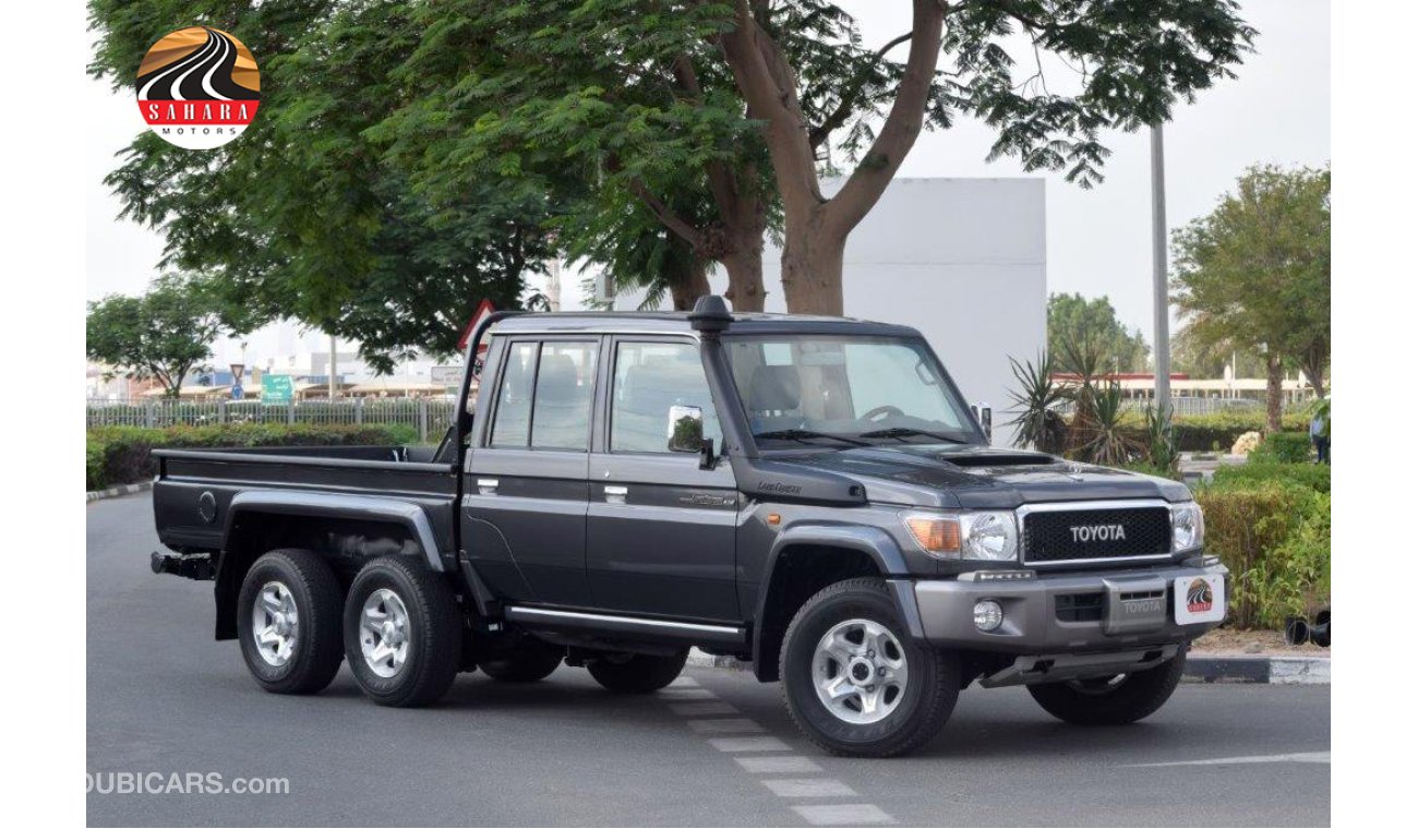 تويوتا لاند كروزر بيك آب 6X6 OEM APPEARANCE WITH EXTENDED OE REAR BIN  V8 4.5L TURBO DIESEL  MANUAL TRANSMISSION