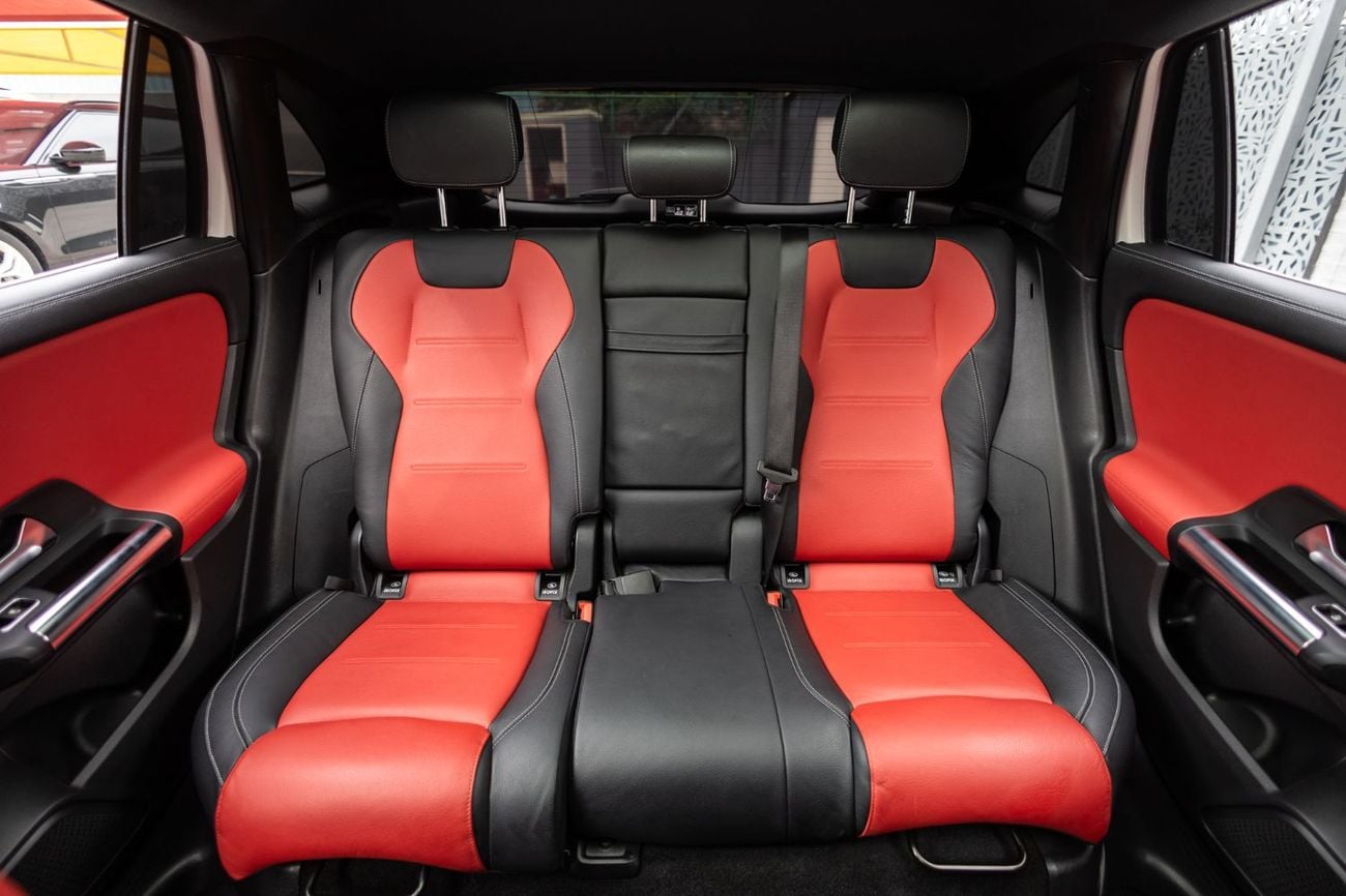 مرسيدس بنز GLA 200 Premium 1.4L