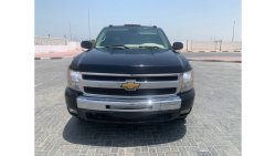 Chevrolet Silverado Model 2008, Gulf, 8 cylinders, automatic transmission, odometer 138000