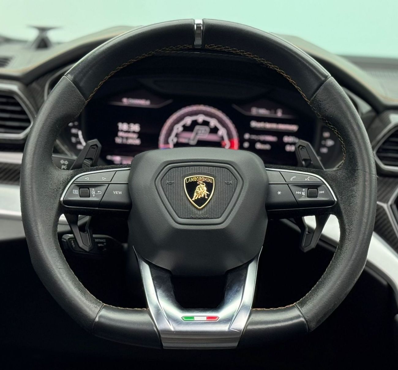 لامبورغيني اوروس STD 4.0T V8 2020 Lamborghini Urus, 1 Year Warranty, Full Service History, Excellent Condition