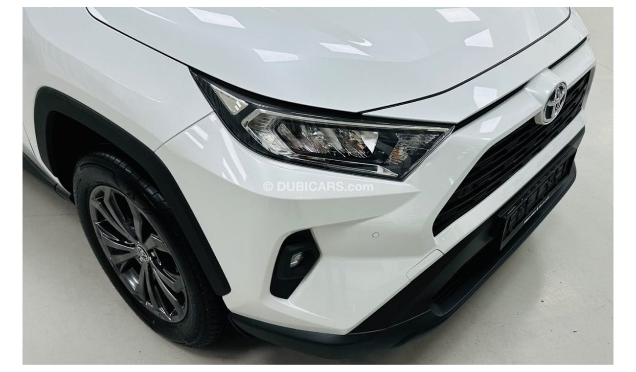Toyota RAV4 GCC .. Warranty .. VX .. Brand New .