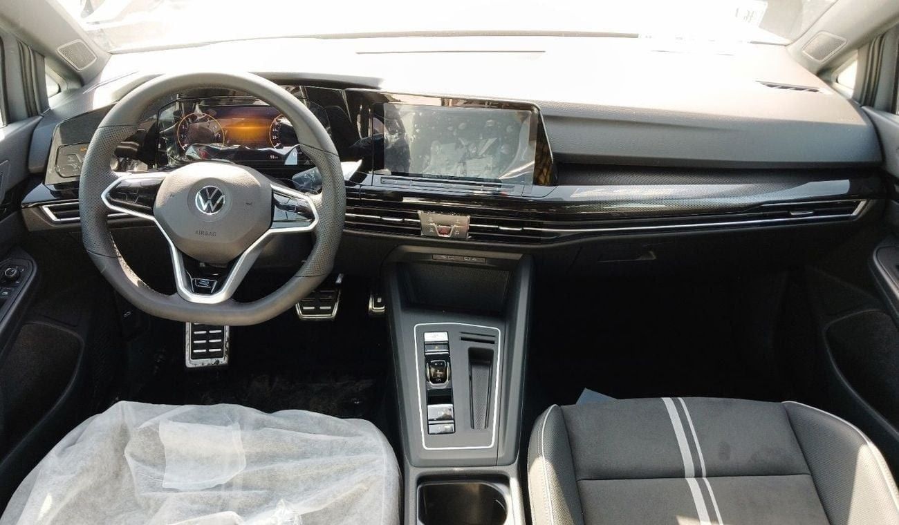 Volkswagen Golf Volkswagen Golf R Line 1.4L TSi Petrol 2024YM | Export Price