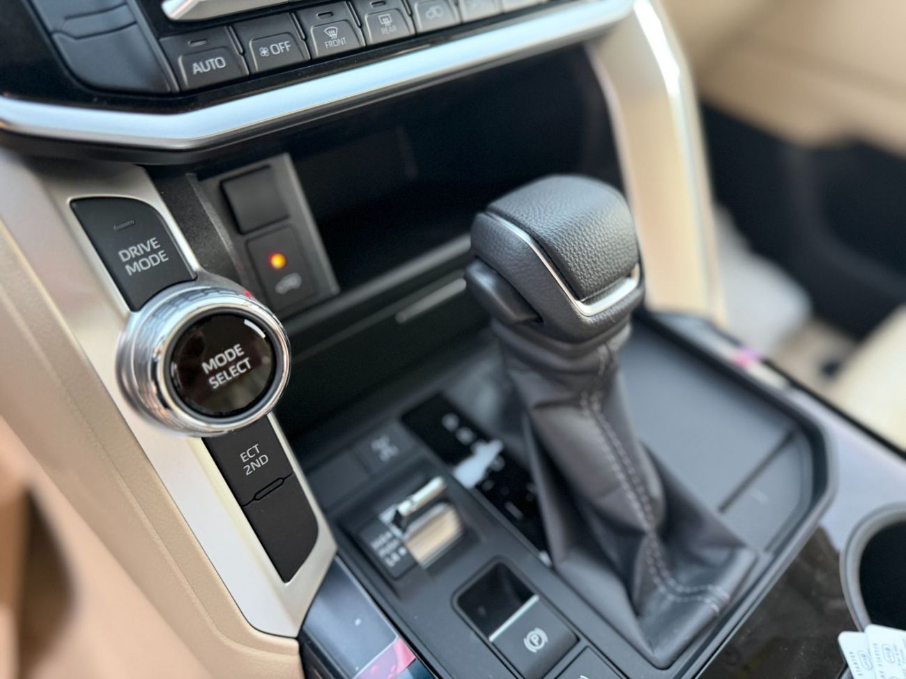 Toyota Land Cruiser GXR