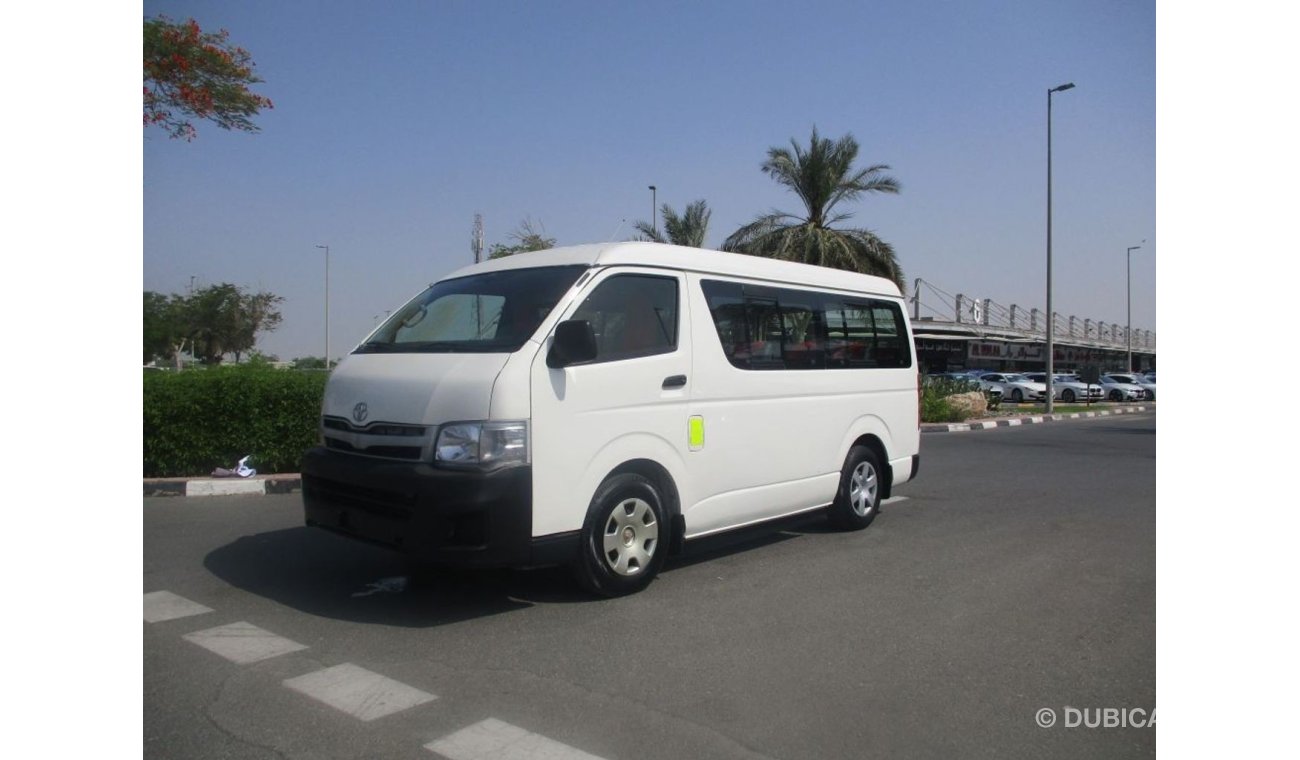 Toyota Hiace toyota hiace 2013 mid roof , 15 passenger gulf space , manual gear