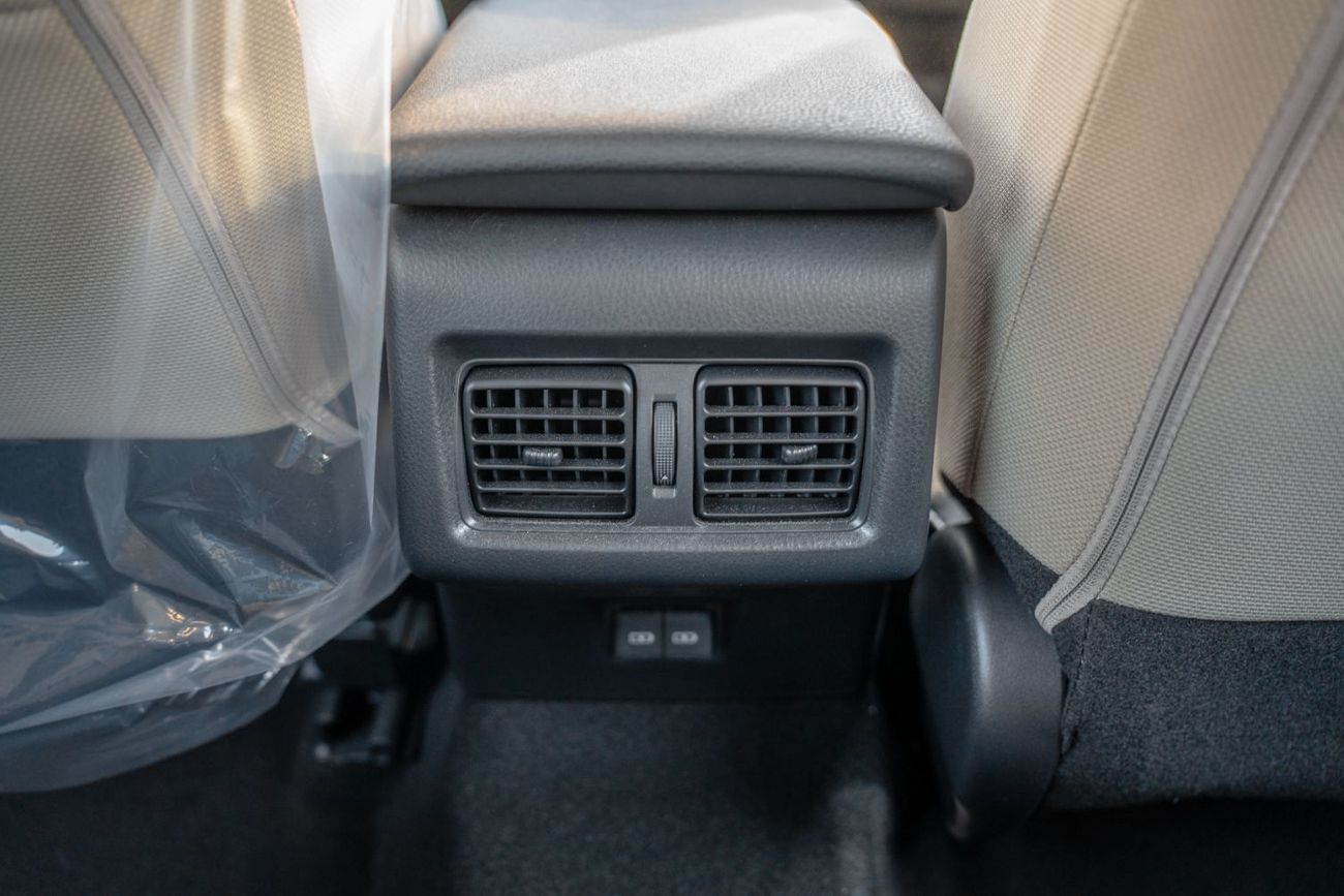 تويوتا كامري E 2.5L