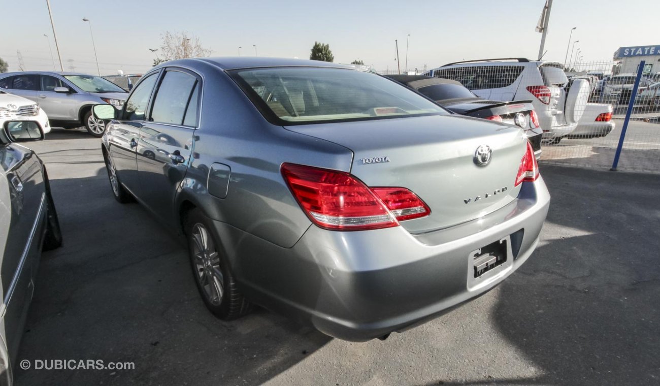 تويوتا افالون limited