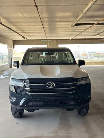 تويوتا لاند كروزر TOYOTA LAND CRUISER GXR 4.0 basic sunroof 2026