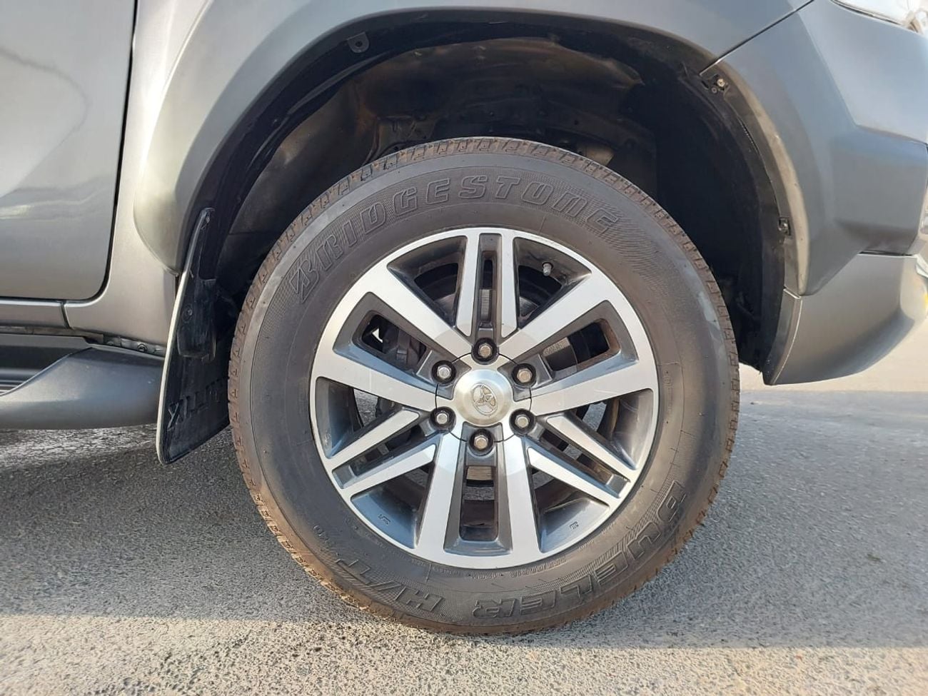 تويوتا هيلوكس TOYOTA HILUX SR5 PICK UP RHD 2017 MODEL 2.8 L DIESEL AUTOMATIC(PM93094)