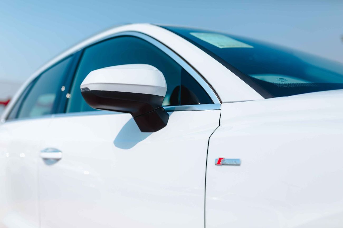 أودي Q3 Audi Q3 TFSI 35 S Line 1.5 Turbo White