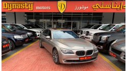 BMW 750Li Li TWIN TURBO 2011. GCC SPECS. FULLY LOADED. ACCIDENT FREE. TIRES IN GOOD CONDITION