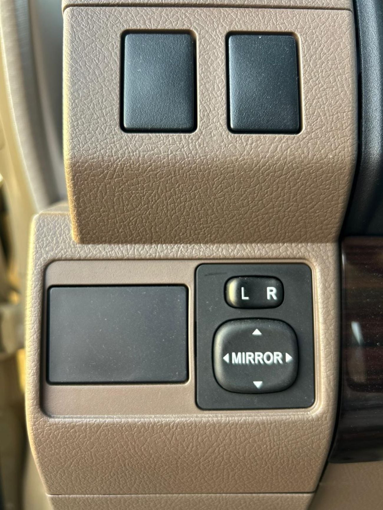 Toyota Land Cruiser Pick Up Std 4.0L Single Cab Utility 4WD