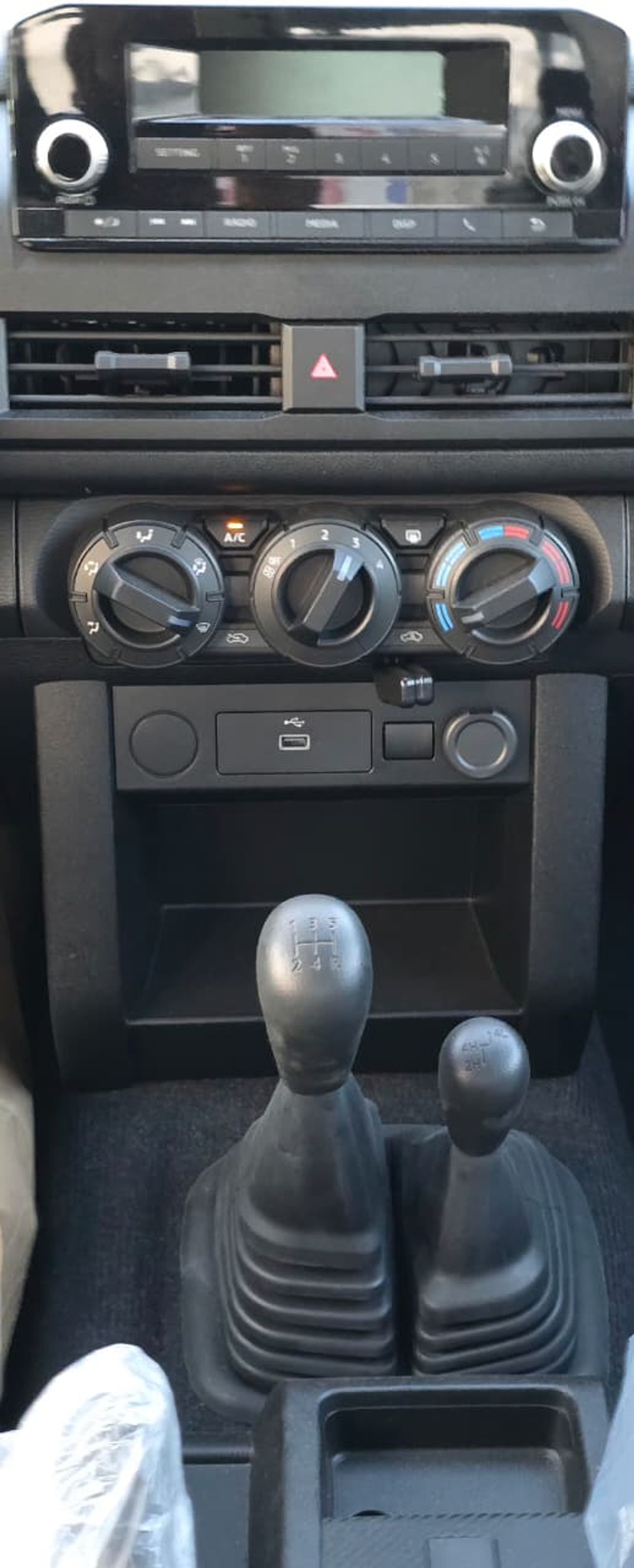 ميتسوبيشي L200 GLX 2.4L