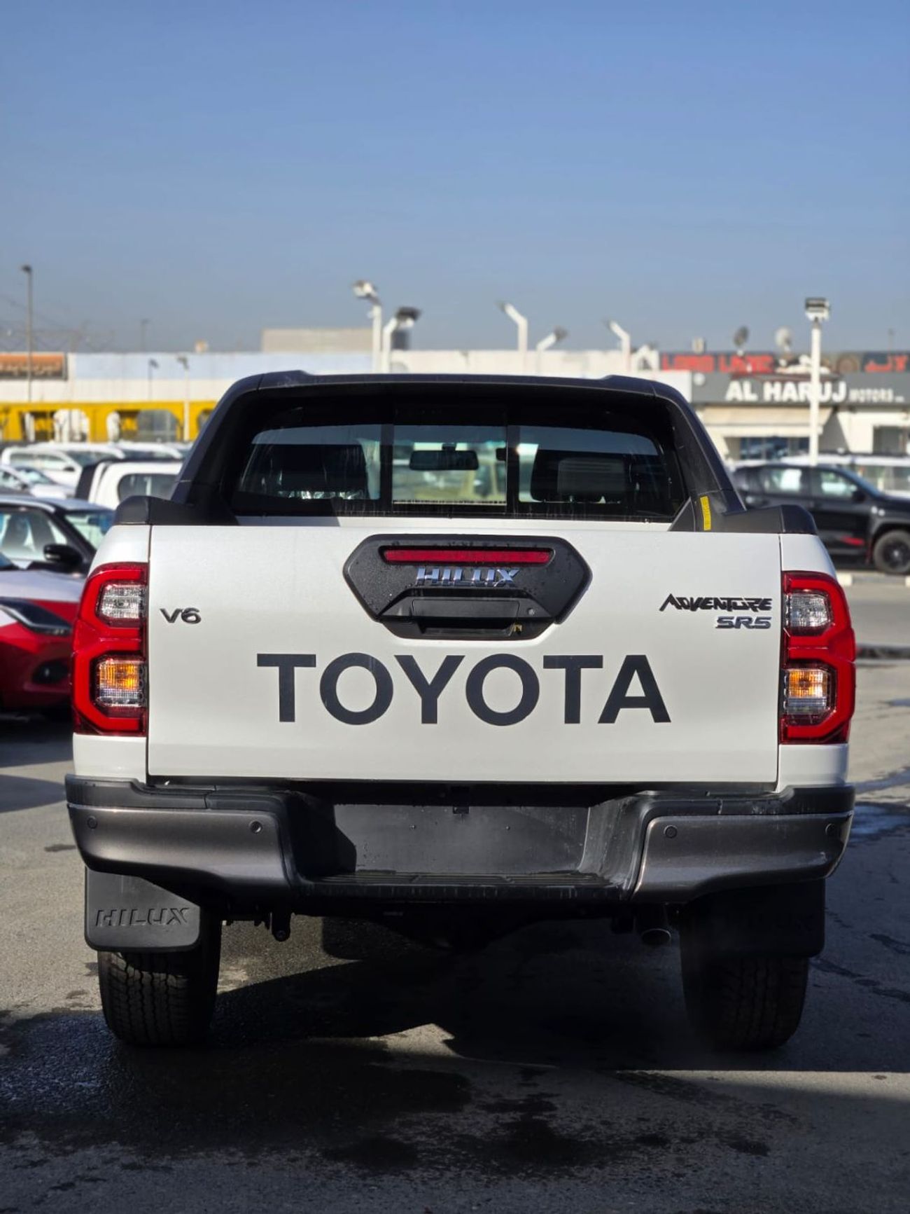 Toyota Hilux ADVENTURE 4.0L V6 A/T FULL OPTION DOUBLE CABIN PICKUP